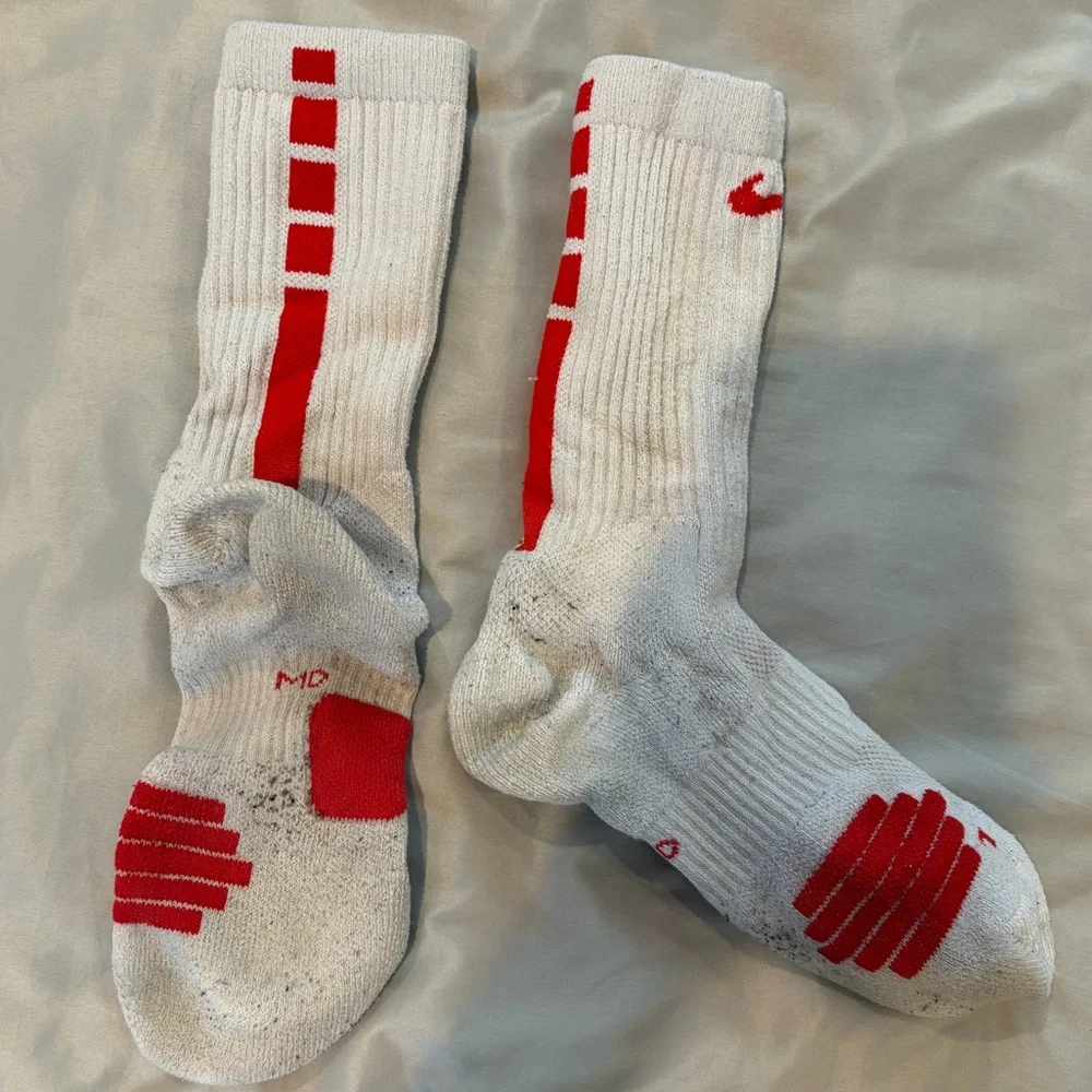 Nike classic crew